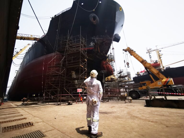 Services d'Agence Maritime au Port de Douala Cameroun